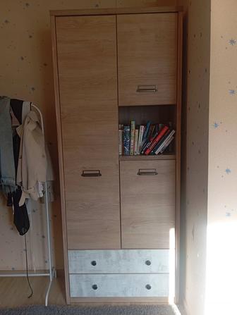 Шкаф спальный бежевый бу