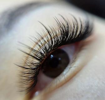 мастер по наращивание ресниц