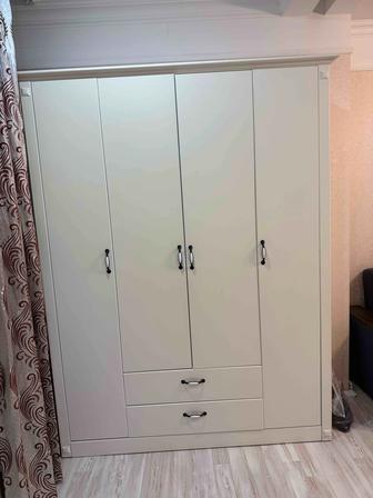Шкаф для спальной или детской