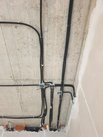 Демонтаж стен Полов потолков и перегородок И Кафеля.