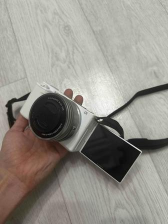 Продаю камеру Sony ZV-E10