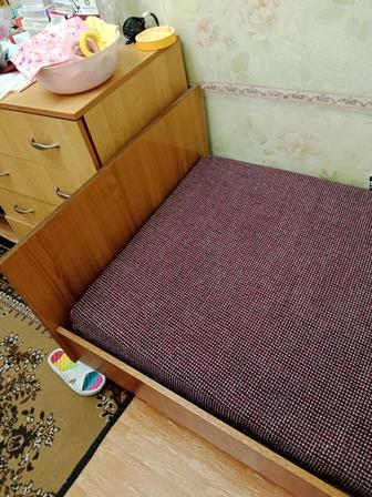 Кровать односпальная