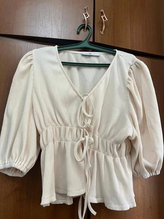 Женская блузка