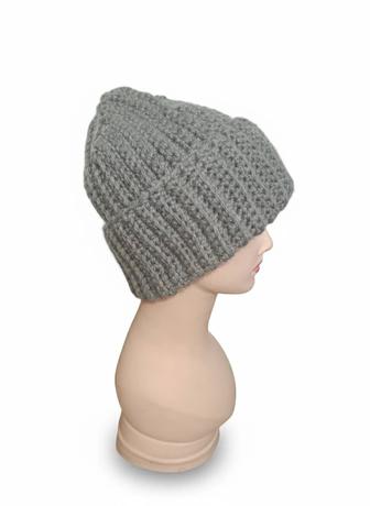 Вязаная шапка