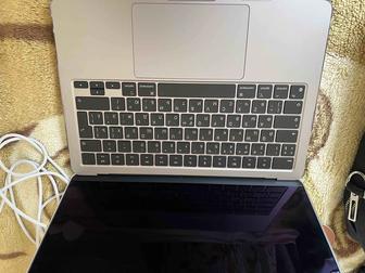 Продам MacBook Air 2024 256GB