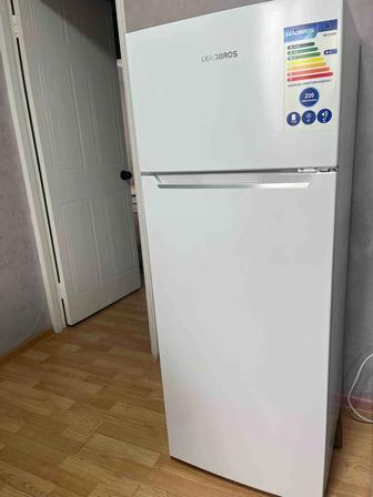 Холодильник сатылады