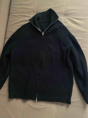 Продам мужской черный кардиган