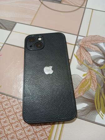 Продам айфон 13