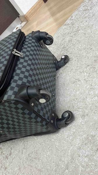 Чемодан размер L