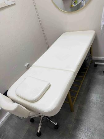 Продам кушетку