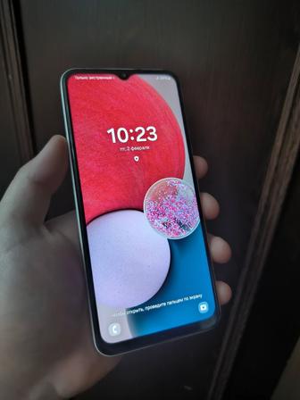Samsung A13 64гб белый