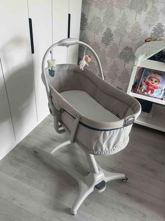 Продам колыбель-люльку chicco