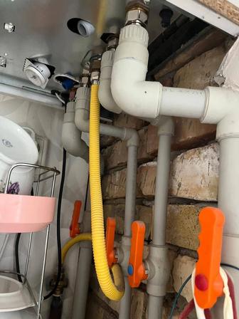 Сантехник, установка газ колонок,унитазов,замена кранов. пайка ПВХ труб