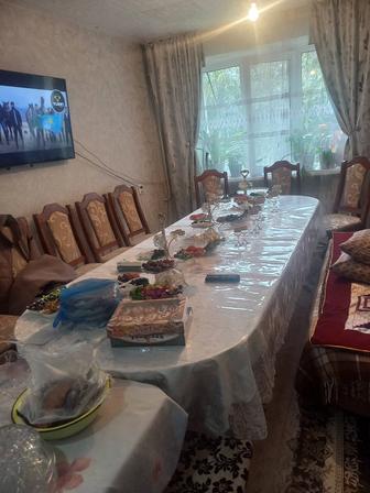 Продам стол гостевой длина 3 метра