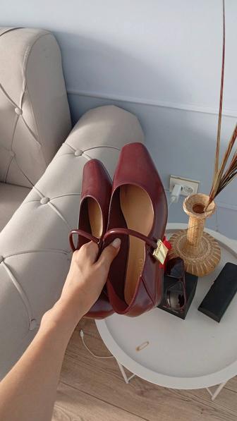 Балетки кожаные Miumiu