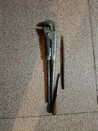 Ключ газовые знак качества СССР