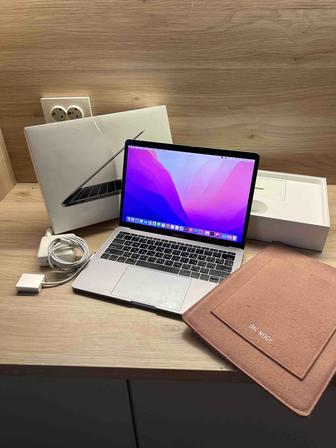 Продам MacBook Pro Ventura 13, в идеальном состоянии