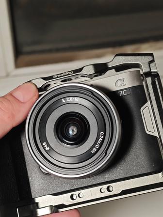 Объектив Sony E 16mm F/2.8 (SEL16F28)