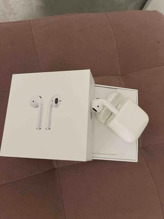 Продам наушник airpods