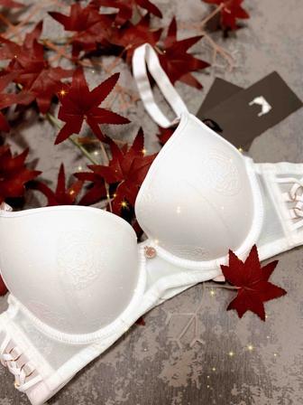 Бюстгальтер