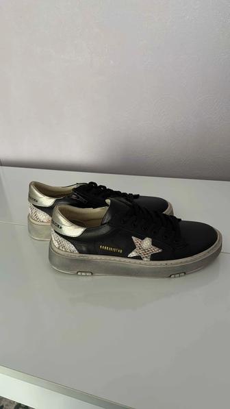 Обувь детская кожаная кеды