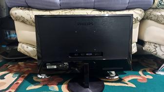 Монитор От PHILIPS
