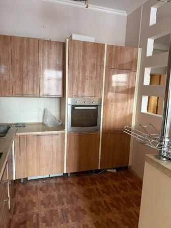 Стиральная машина 2 , вся техника и кух гарнитур