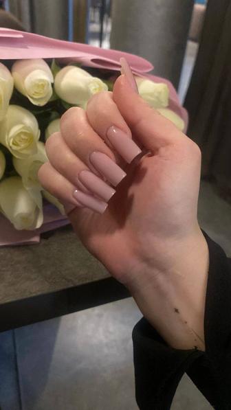 Маникюр и педикюр