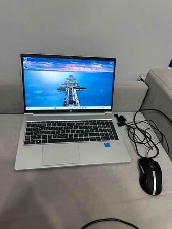 ноутбук HP ProBook 450 G10 в отличном состоянии