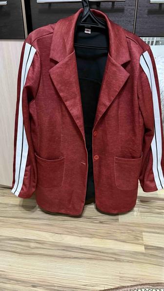 Костюм модный