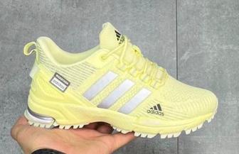 Кроссовки Adidas Marathon