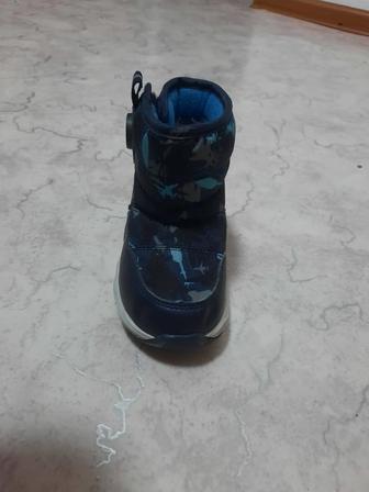 ДЕТСКАЯ ОБУВЬ ДУТЫШИ 24 размер зимняя в хорошем состоянии