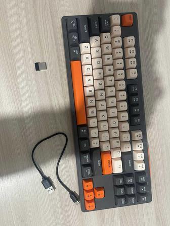 Продам игровую клавиатуру free wolf m87 dual mode