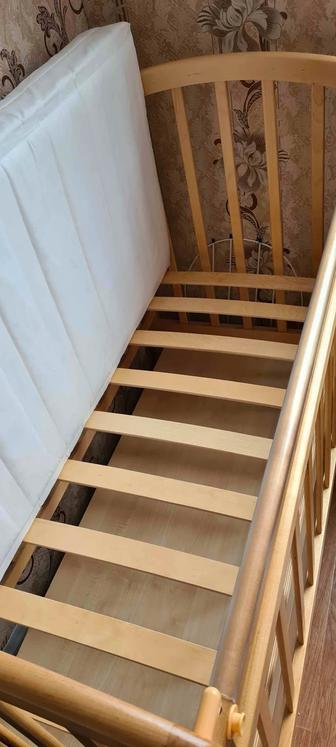 Продам кроватку детскую