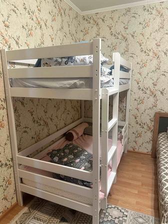 Продам двухъярусную кровать