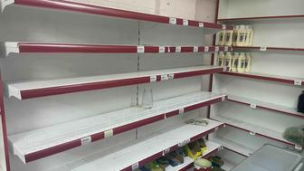 Стеллаж и полки для магазинов