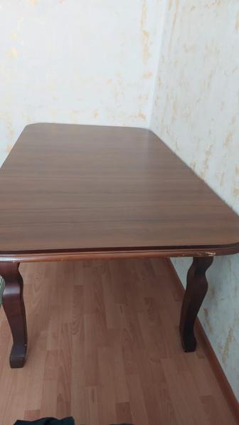Продам стол