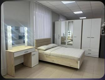 Продается абсолютно новый спальный гарнитур