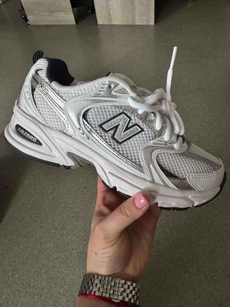 Продам кроссовки оригинал New Balance