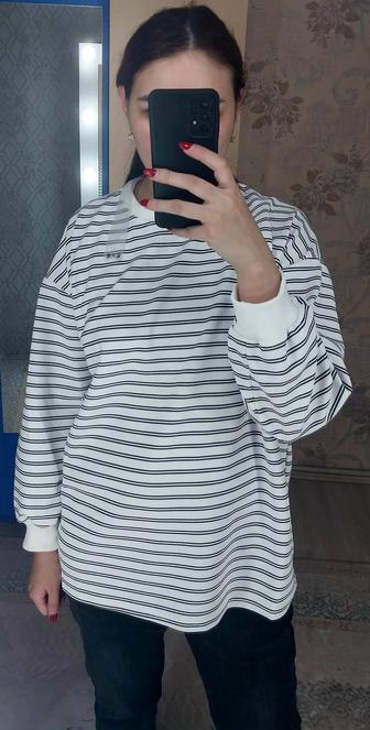 Продам кофту в полоску
