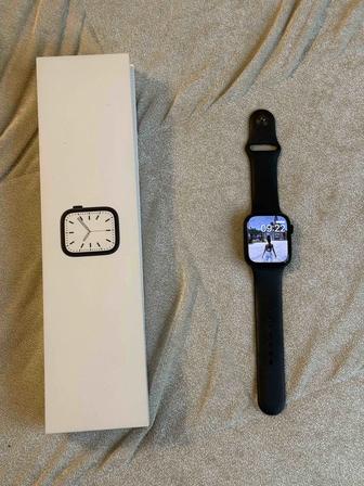 Продам Apple Watch 7