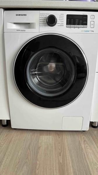 Продам стиральную машину