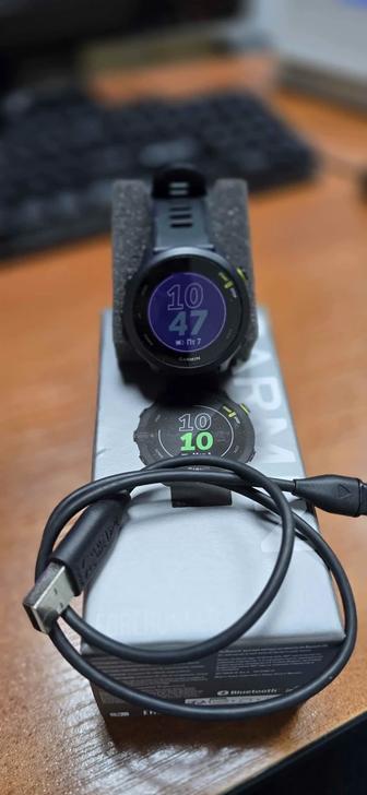 Продам часы Garmin forerunner 55