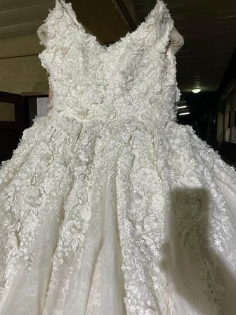 Свадебные платья