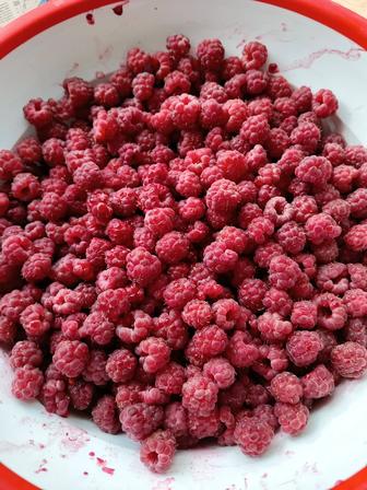 Варенье малиновое, клубничное, абрикосовое