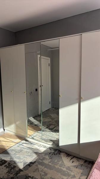 Шкаф 6 дверей