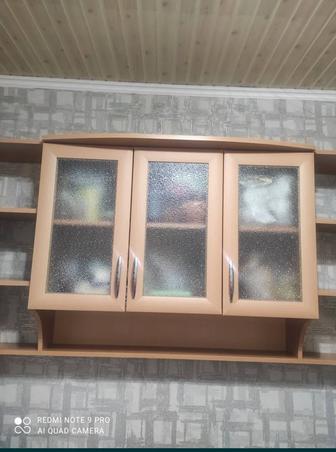 Для кухни полки ,и для хранения посуды, полка для микров, и тд