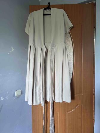 Продам платье одевала 2 раза