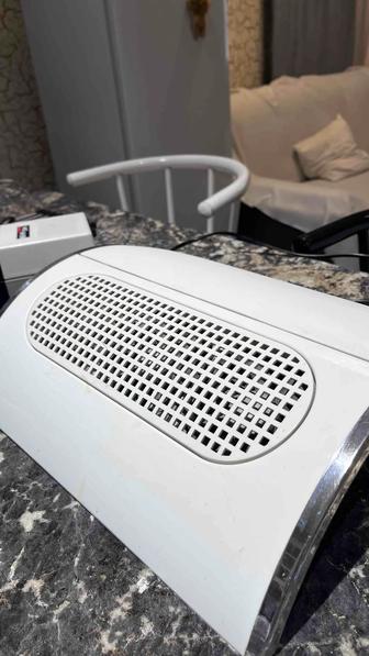 Вытяжка с подставкой для рук 2в1 для маникюра