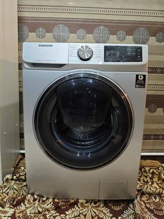 Продам стиральную машину